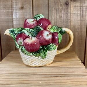 World Bazaar Teapot Red Apples in Wicker Lattice Ceramic Basket 32 oz  Cottage